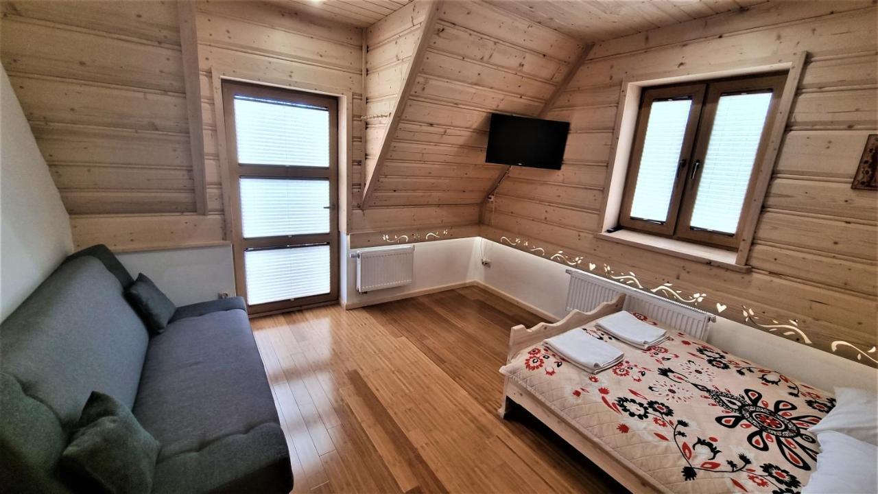 Apartment Pod Modrzewiami *