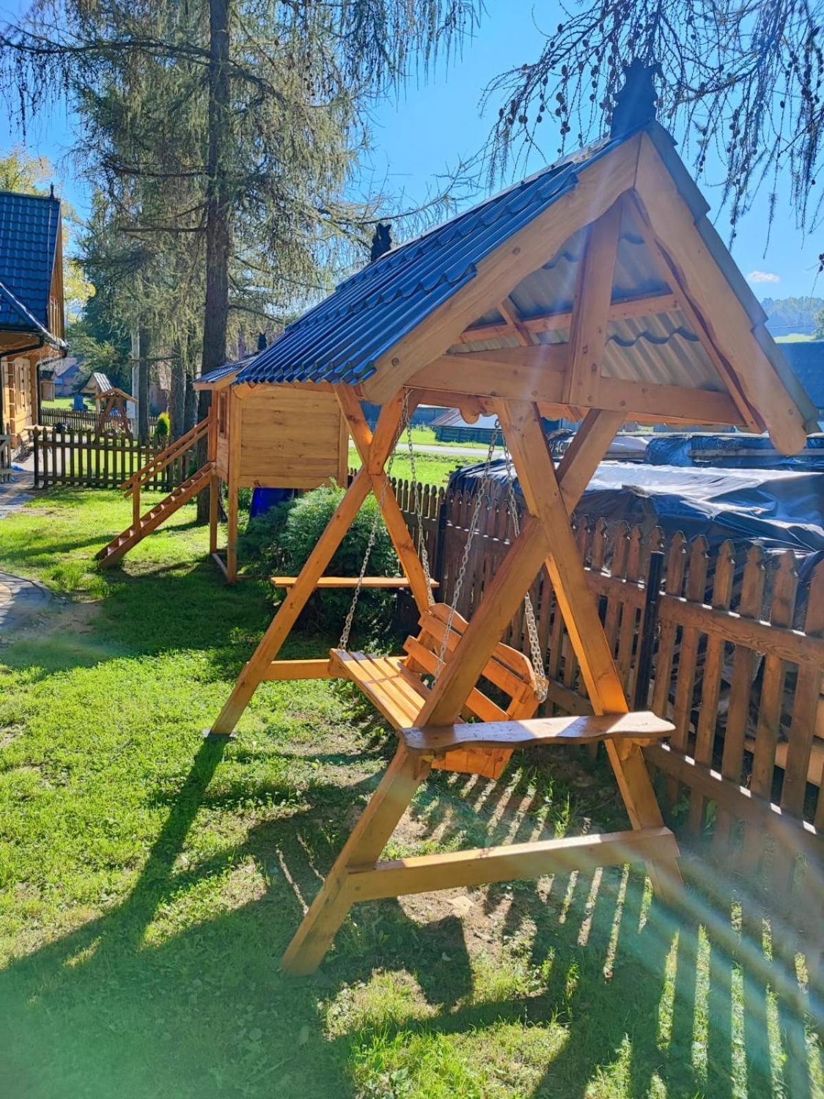 Pod Modrzewiami Ciche (Nowy Targ)